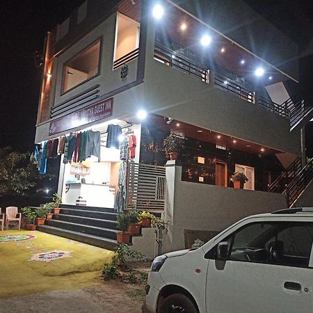 Mamatha Guest Inn ฮัมปี ภายนอก รูปภาพ