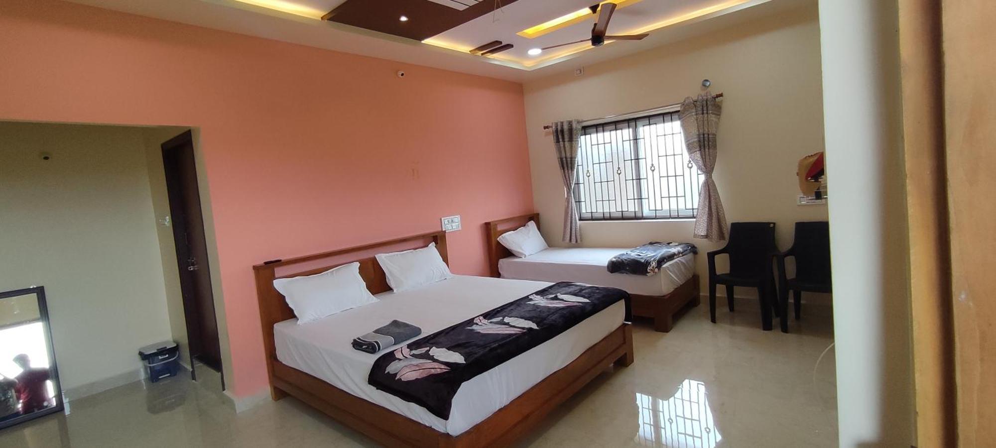 Mamatha Guest Inn ฮัมปี ภายนอก รูปภาพ
